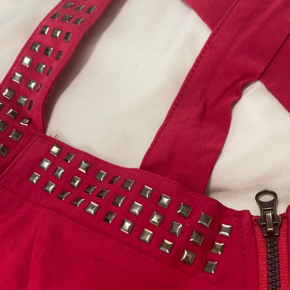 Red crop top - Picture 2 of 4